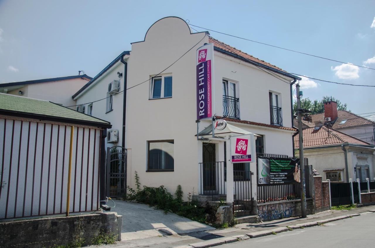 Apartments Rose Hill ベオグラード エクステリア 写真