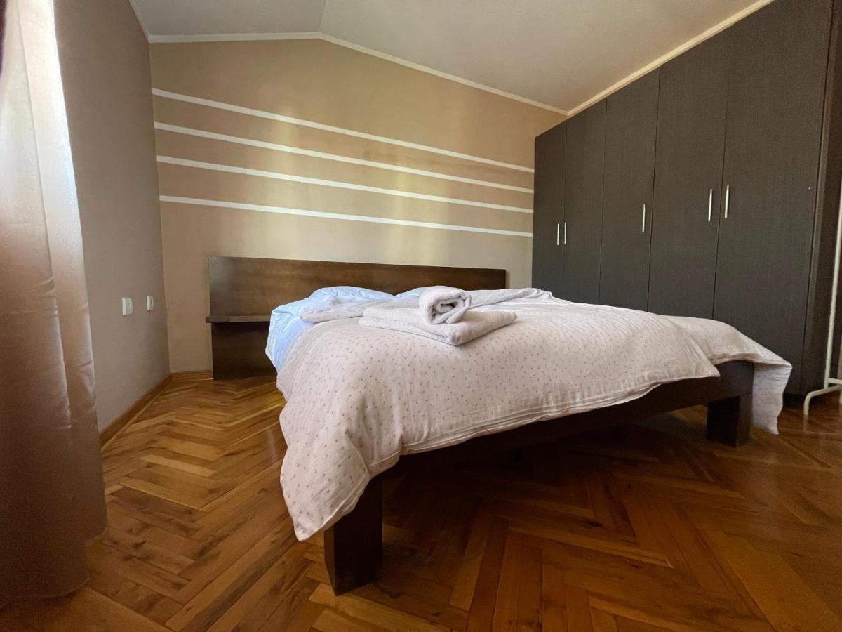Apartments Rose Hill ベオグラード エクステリア 写真