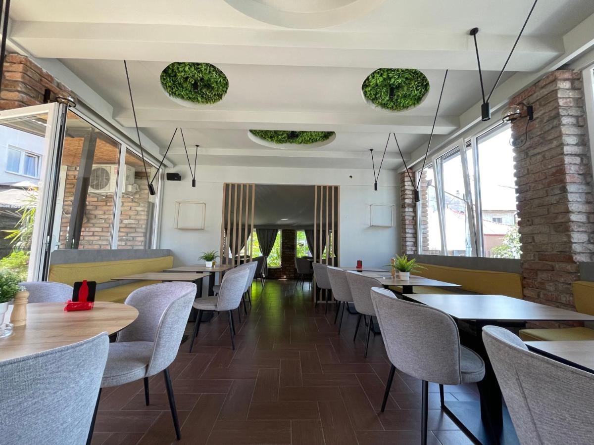 Apartments Rose Hill ベオグラード エクステリア 写真